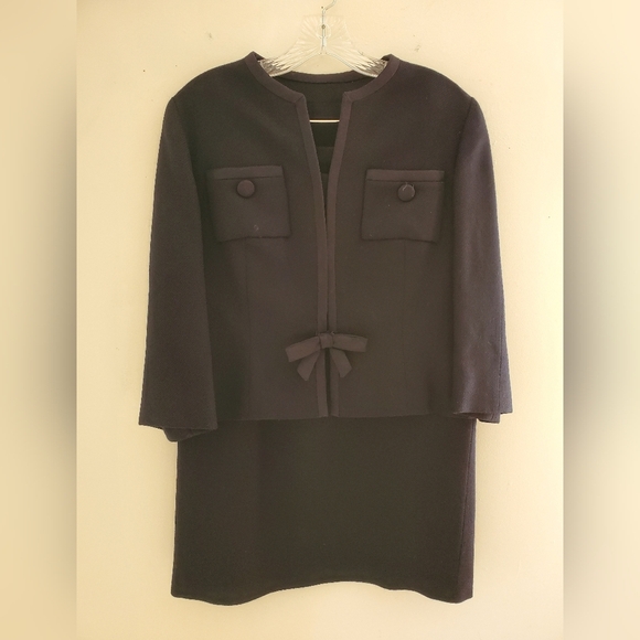 50s 60s Vintage Gimbels Navy Blue Mod Pencil Skirt & Cropped Jacket Set - Picture 2 of 9